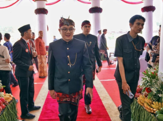 HUT ke-80 RI, Wakil Ketua DPRD Jatim Ajak Perkuat Gotong Royong untuk Kesejahteraan Rakyat