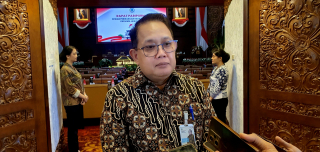 Sekdaprov Jatim Minta Pajak Mobil Listrik Naik: Harus Proporsional