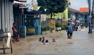 BMKG Peringatkan Potensi Cuaca Ekstrem di Jatim Hingga 20 Januari, Waspada Banjir dan Angin Kencang