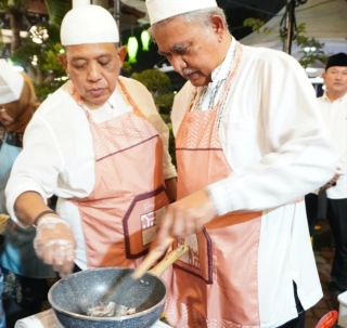 Dulu Kompak Masak Bandeng Bareng Aris Mukiyono, Kini Aftabuddin Jadi Plt ESDM Jatim