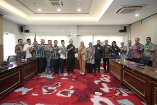 Temui KemenPAN-RB, DPRD Jatim Kawal Nasib 2.295 Guru Non-ASN