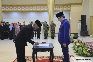 Gus Fawait Resmi Lantik Achmad Imam Fauzi Jadi Pj Sekda Jember