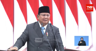 Prabowo Blak-blakan soal Kritik PDIP: Kadang Sebelum Tidur Hati Saya Pilu, Tapi Menyelamatkan