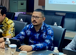 Mengenal Sosok Tenaga Ahli Komisi B DPRD Jatim yang Ikut Merumuskan Perda Perlindungan Petambak Garam