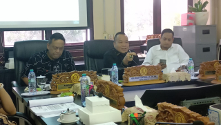 DPRD Surabaya Cari Solusi Untuk Tanah Ganjaran Warga Sumur Welut