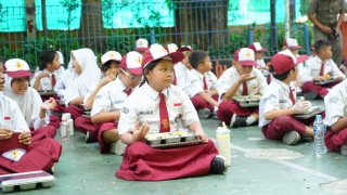 Belum Sepekan Prabowo Minta MBG Dibenahi, Kepala BGN Mundur