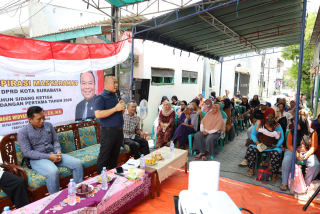 Reses di Lontar, Cak Yebe Kawal Usulan U-Ditch dan Bantu Rutilahu Warga