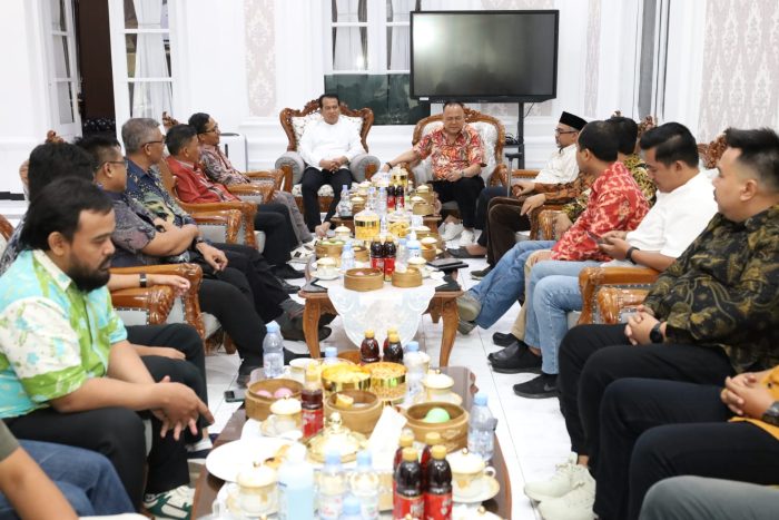 Pengurus HIPKA KAHMI Jatim saat audiensi dirumah dinas Pj Wali Kota Probolinggo, Nurkholis pada Jumat (28/6/2024)