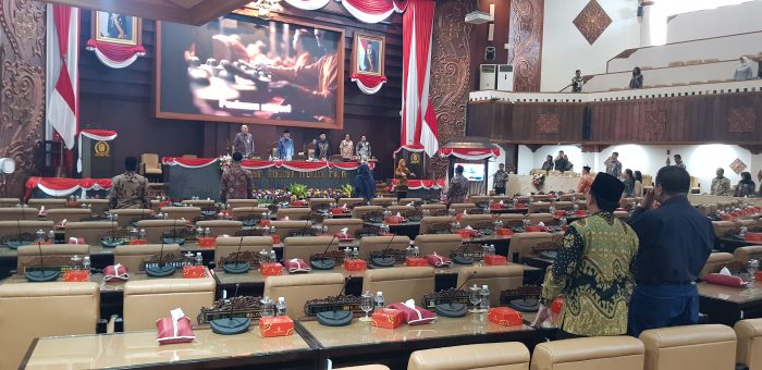 Suasana rapat Paripurna Penyampaian Pemandangan Umum Fraksi terhadap Rancangan Perda tentang Perubahan APBD Tahun 2024, Kamis (25/7/2024).