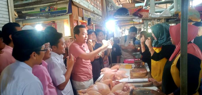 Gus Fawait Bakal Turunkan Retribusi Pasar Tanjung jika Terpilih Bupati Jember