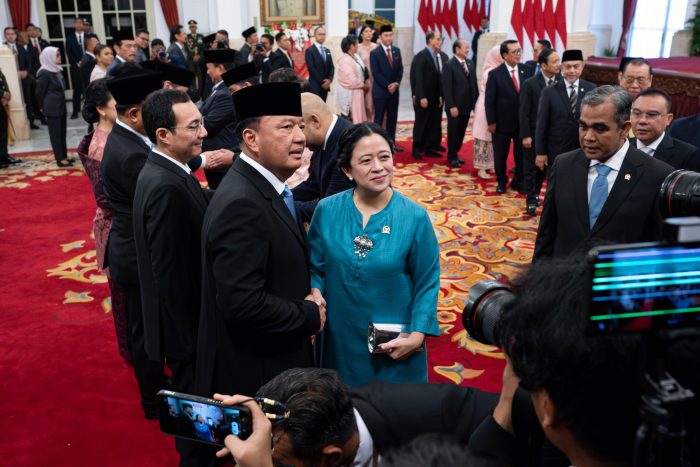 Ketua DPR RI Puan Maharani menghadiri pelantikan menteri dan kepala badan Kabinet Merah Putih pada pemerintahan Presiden Prabowo Subianto hari ini.