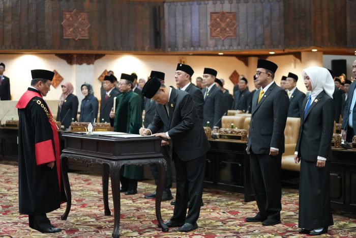 Hidayat, Wakil Ketua DPRD Jawa Timur periode 2024-2029.