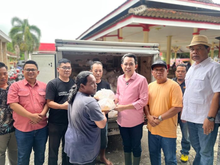 Wakil Ketua Komisi B DPRD Jawa Timur dari Fraksi Partai Gerindra, H. Chusni Mubarok.