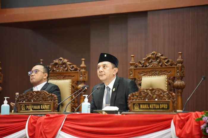 Wakil Ketua DPRD Jawa Timur, Deni Wicaksono