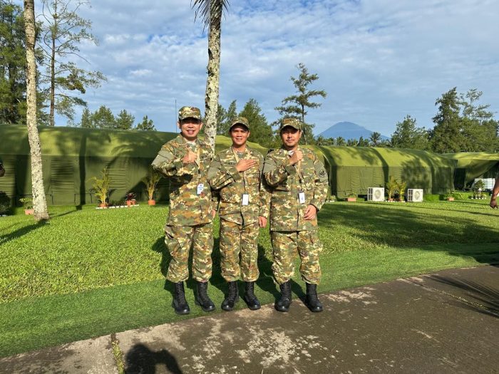 Bupati Jember Gus Fawait (kiri) saat mengikuti rangkaian retret kepala daerah di Akademi Militer (Akmil) Magelang pada Kamis (27/2/2025). Ist