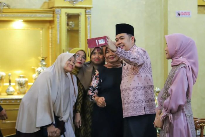 Semangat Kartini Menyala di Jember, Gus Fawait: Berdayakan Perempuan, Lawan Kemiskinan!