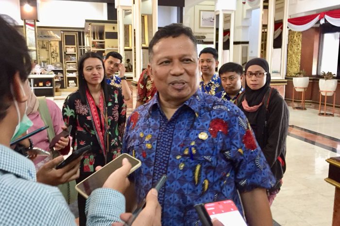 Disperinaker Surabaya Upayakan Mediasi Penahanan Ijazah UD Sentoso Seal, Dewan Segera Panggil Pemilik Usaha