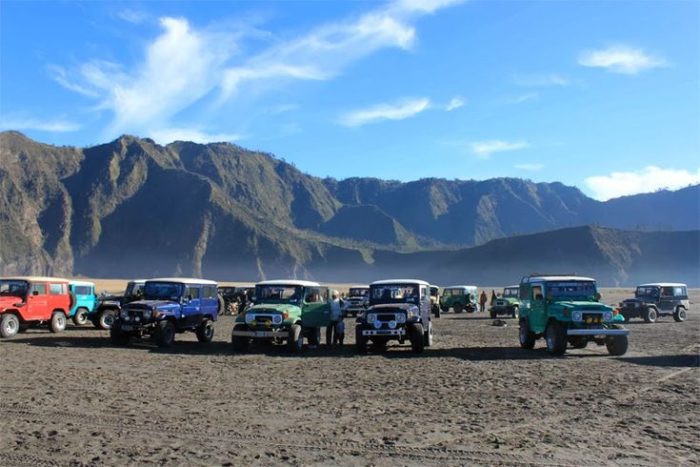 Gunung Bromo Langsung Diserbu Wisatawan di Hari Pertama Pembukaan