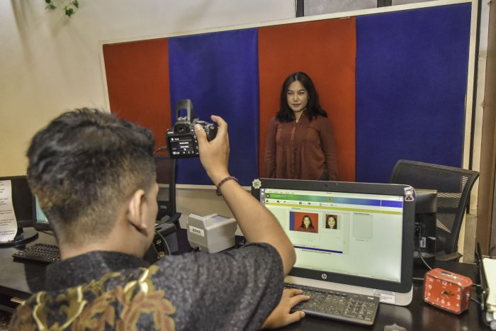 Dispendukcapil Surabaya Imbau Warga Usia 17-18 Segera Perekaman KTP-el Atau NIK Bakal Dinonaktiifkan