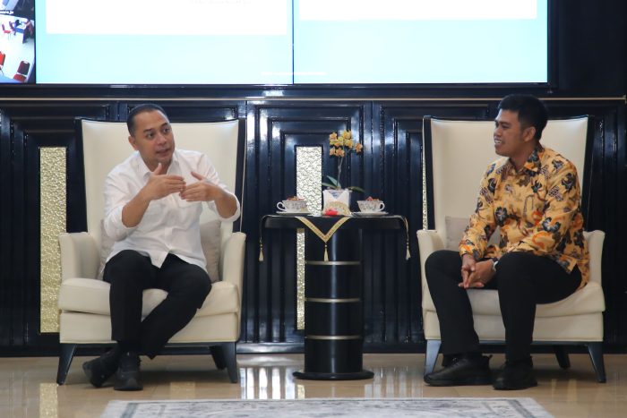 Wali Kota Surabaya Bertemu Wali Kota Blitar, Bahas Kerjasama Bahan Pokok Hingga Potensi Wisata