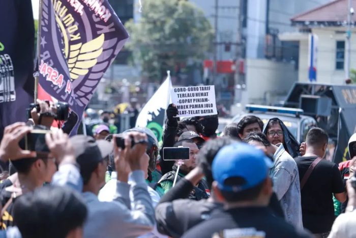 Bupati Jember Gus Fawait dukung aspirasi driver ojol