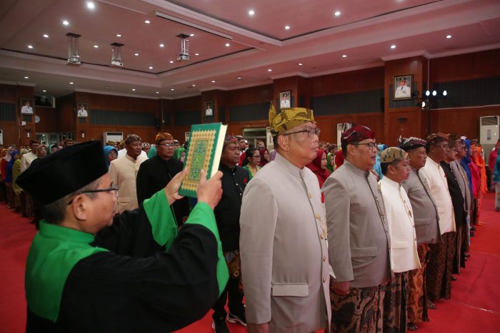 Pemkot Surabaya Lantik 223 Pejabat di Momen HJKS ke-732, Cek Siapa Saja yang Dilantik di Posisi Baru