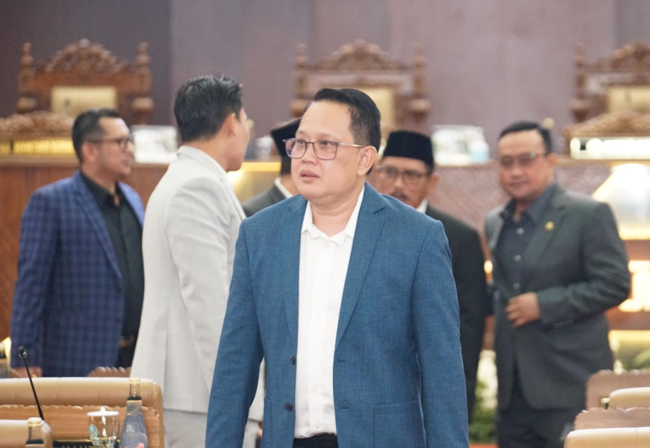 Sekdaprov Jatim Adhy Karyono. Dok Humas DPRD Jatim