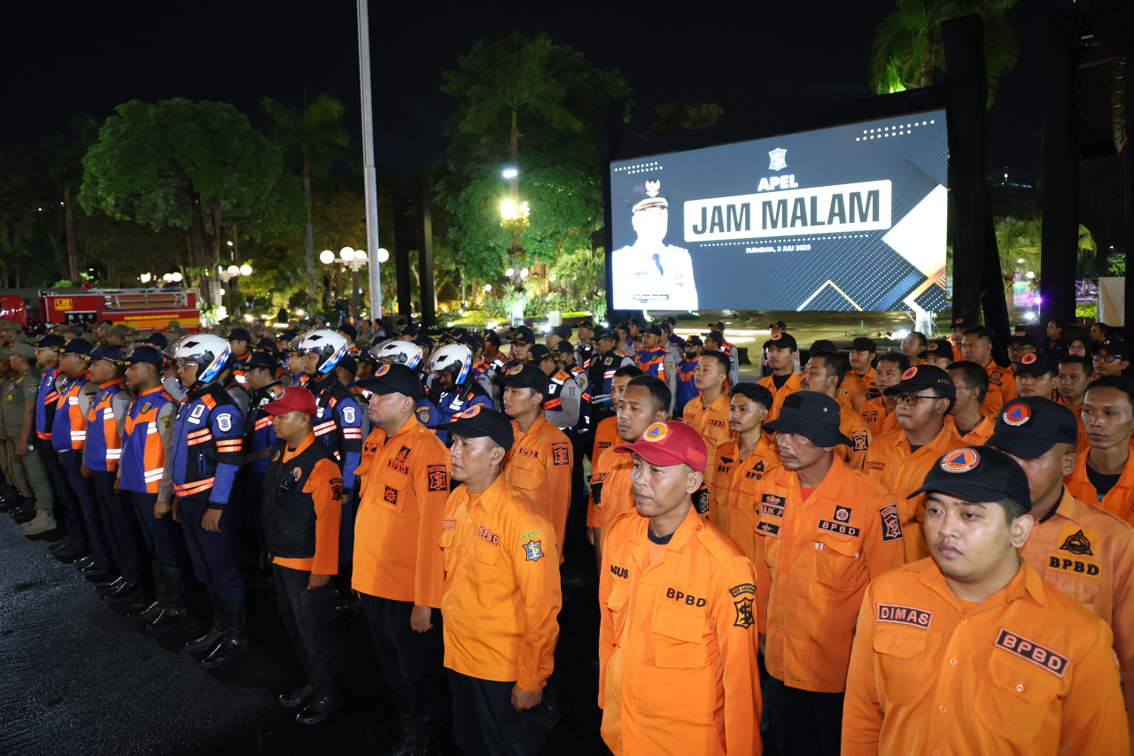 Apel pengawasan jam malam di Surabaya (Foto: dokumentasi Pemkot Surabaya)
