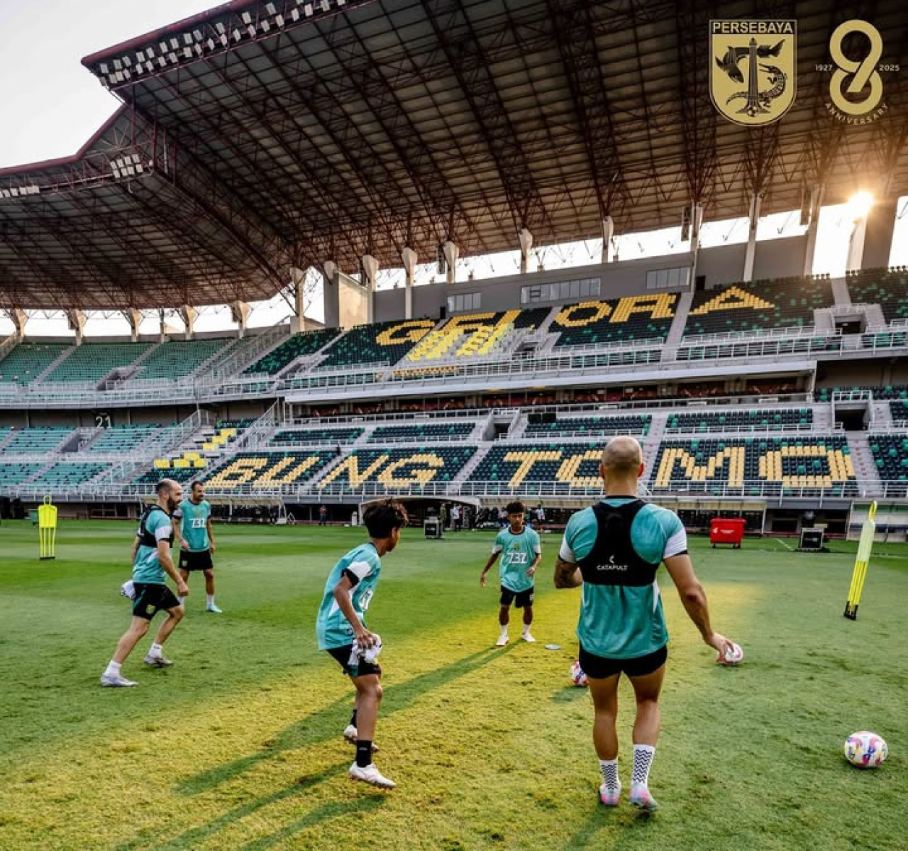Persebaya siap ladeni PSS Sleman di laga Launching Team Game (Foto: Instagram Officialpersebaya)