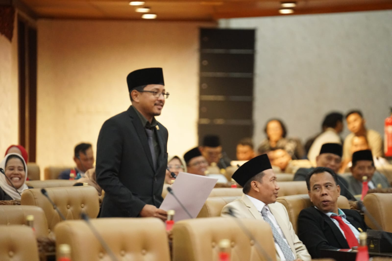 Ketua Fraksi NasDem H. Mohammad Nasih Aschal. (Foto: Humas DPRD Jatim)