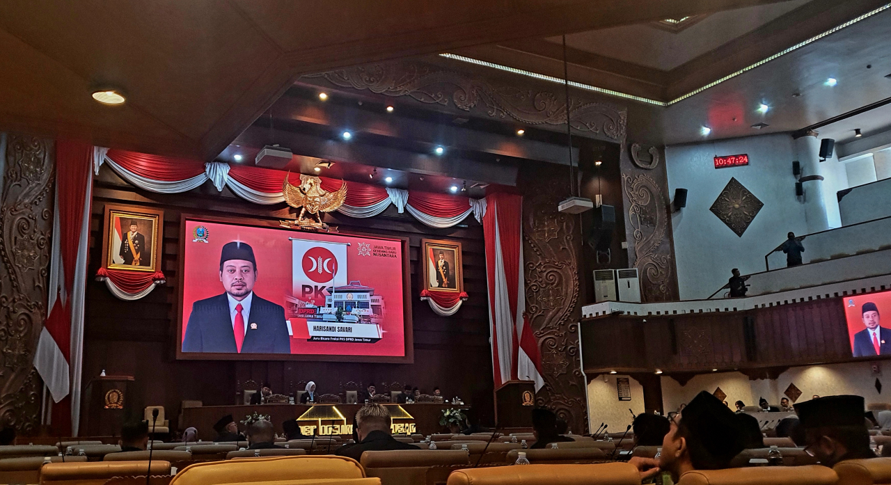 Harisandi Savari, juru bicara Fraksi PKS DPRD Jawa Timur