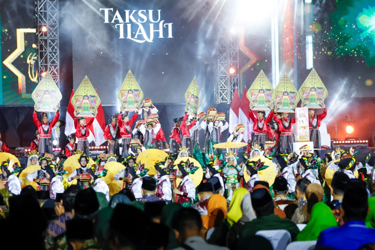 Pembukaan MTQ XXXI Jawa Timur Tahun 2025 berlangsung meriah di Stadion Jember Sport Garden (JSG), Sabtu (13/9/2025) malam.