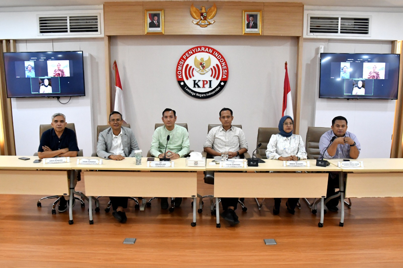 Ketua KPI Pusat, Ubaidillah, menyampaikan keputusan ini diambil setelah melalui Rapat Pleno Penjatuhan Sanksi, Senin malam (14/10/2025).