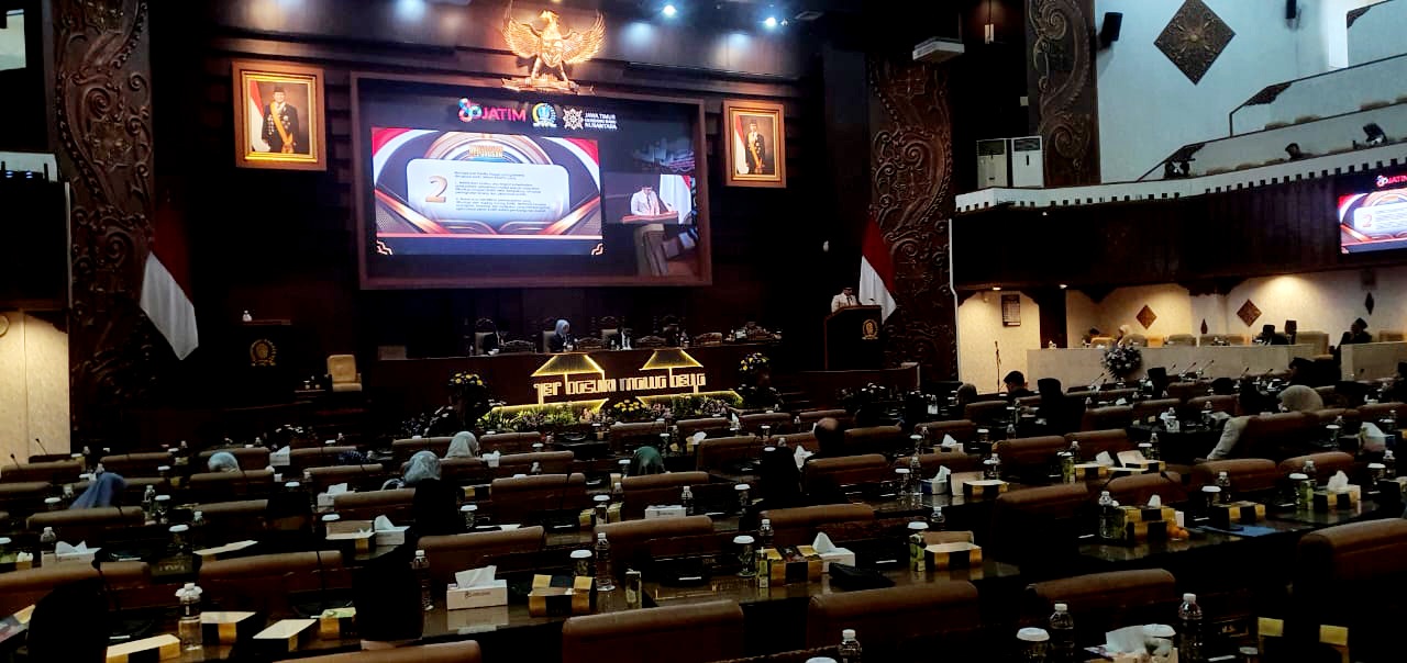 DPRD Jawa Timur bentuk Pansus BUMD, Senin (3/11/2025).