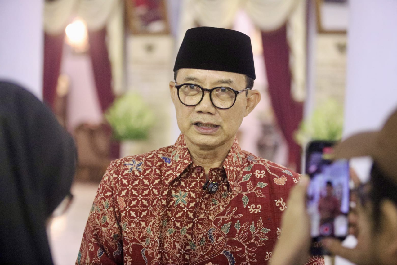 Ketua Steering Committee (SC) Konferda–Konfercab PDI Perjuangan se-Jawa Timur, Budi Sulistyono (Kanang).