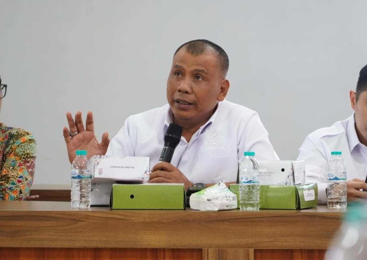 Anggota Komisi A DPRD Jatim Sumardi saat kunjungan kerja ke Mapolres Nojokerto Kota. (Foto: Ist)