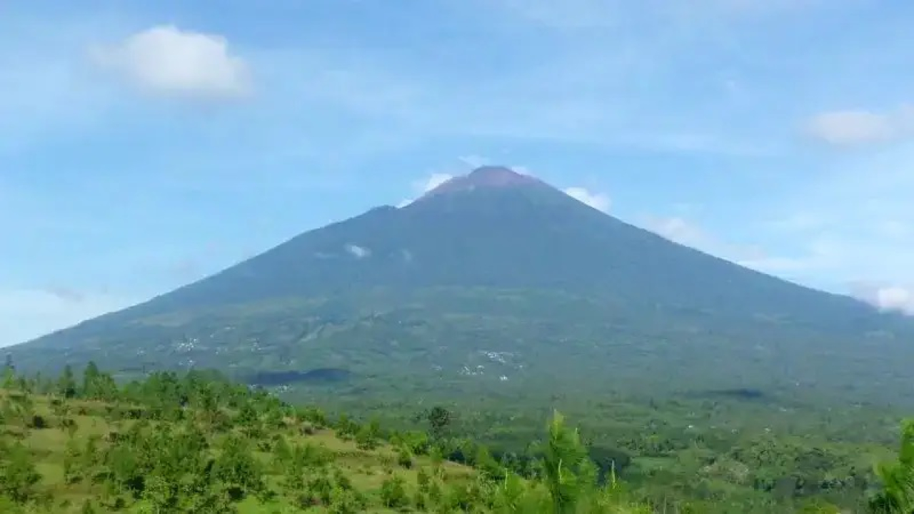 Gunung Slamet (datagunung.com)
