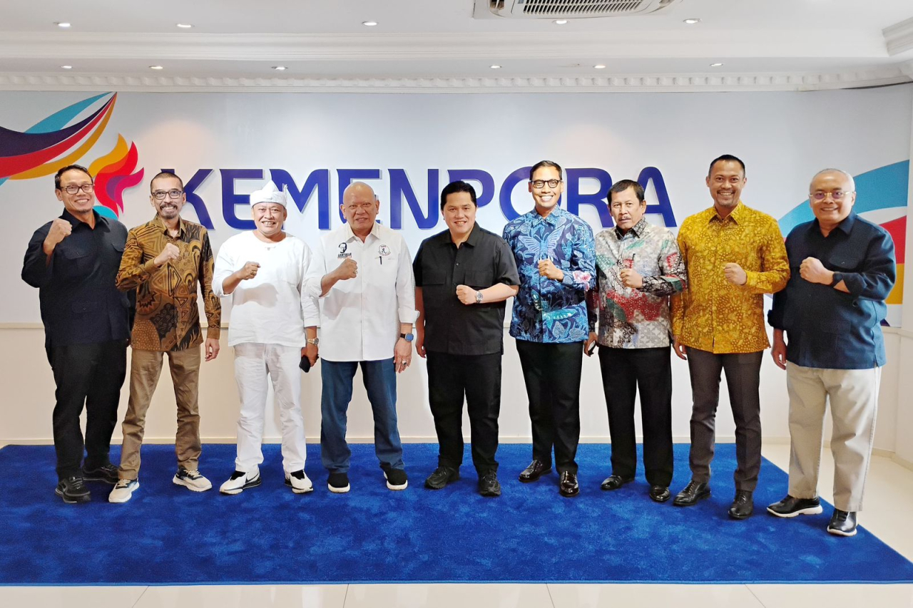 Ketua Umum PBMI AA La Nyalla Mahmud Mattalitti bersama jajaran menemui Menteri Pemuda dan Olahraga (Menpora) RI, Erick Thohir. (Foto: Ist)