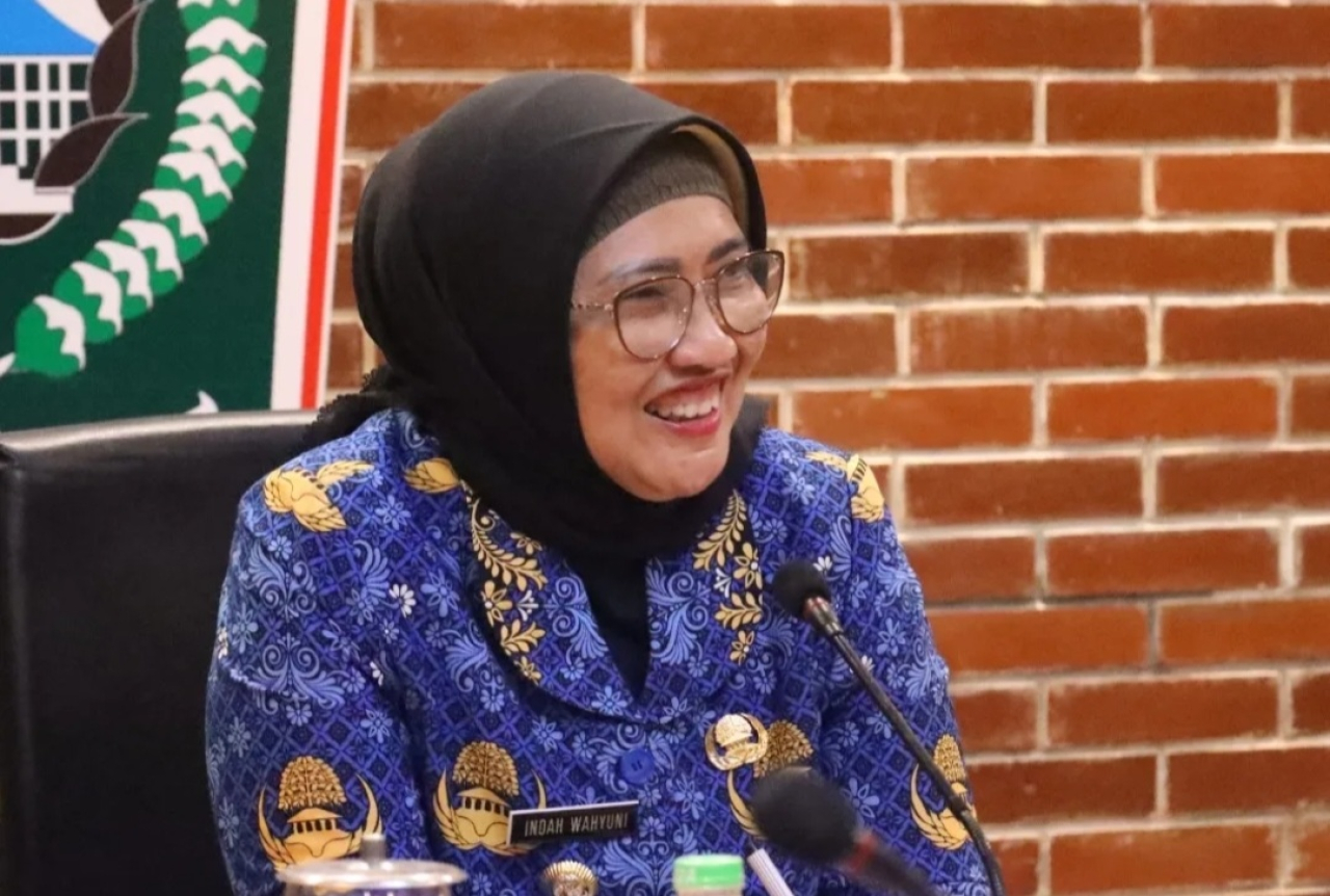 Kepala BKD Jatim, Indah Wahyuni