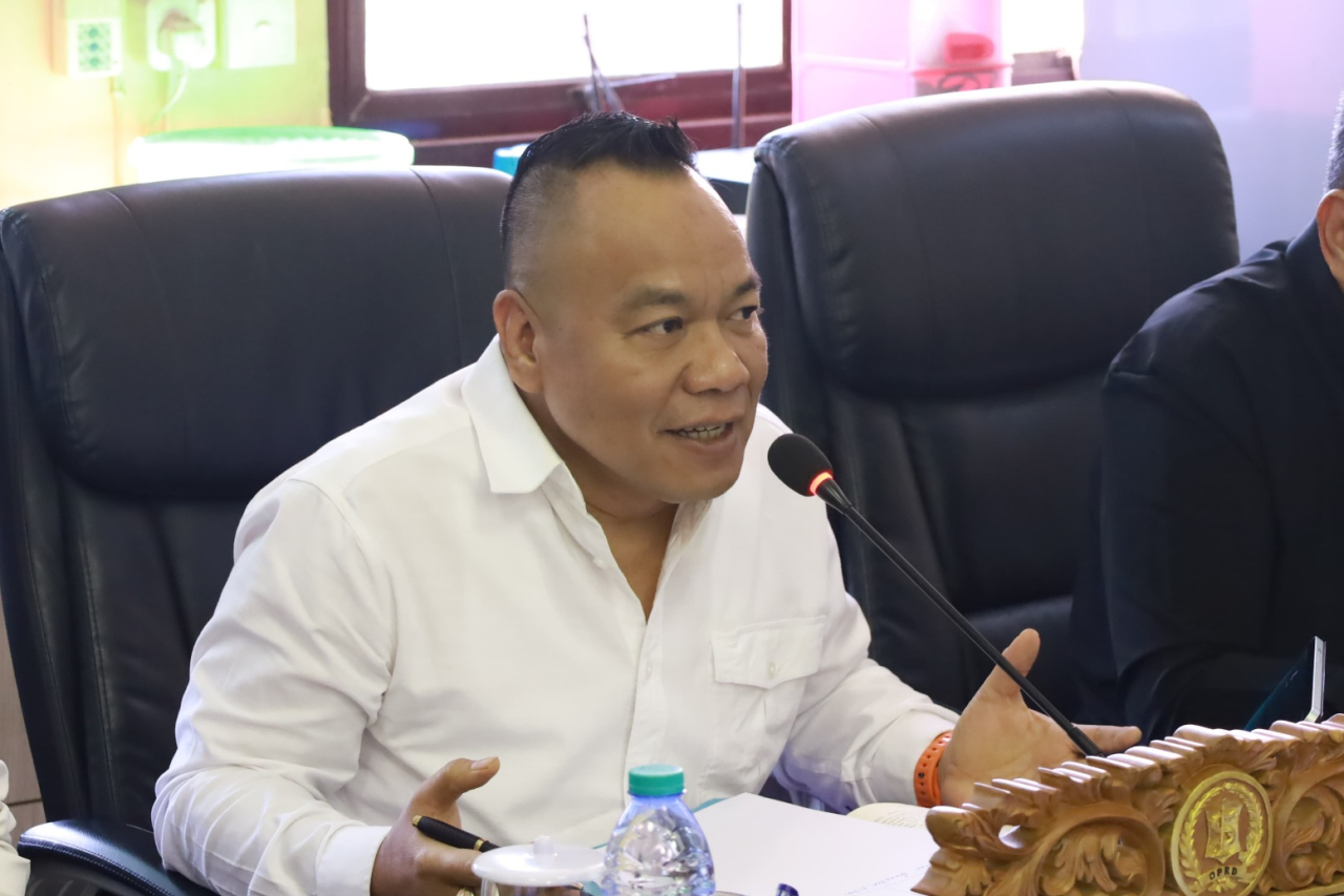 Ketua Komisi A DPRD Kota Surabaya Yona Bagus Widyatmoko