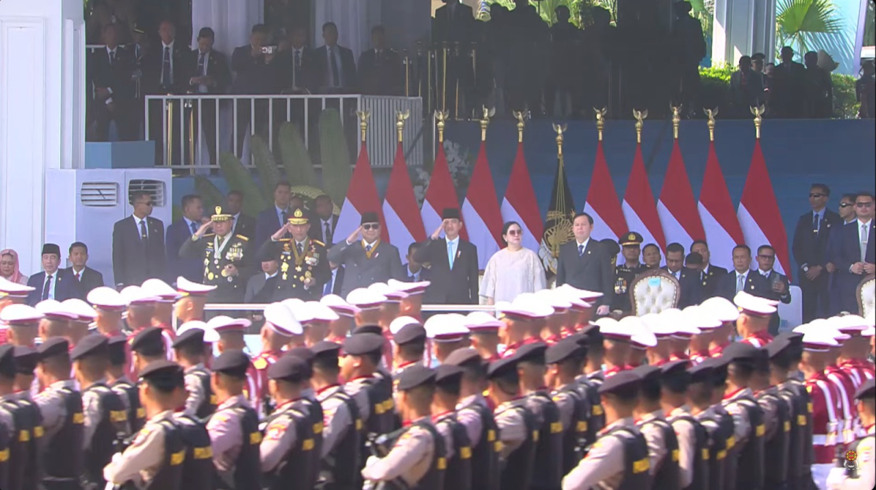 Ketua DPR RI Puan Maharani menghadiri upacara peringatan Hari Bhayangkara ke-80 di Satlat Brimob Polri, Cikeas, Bogor, Rabu (1/7/2026).