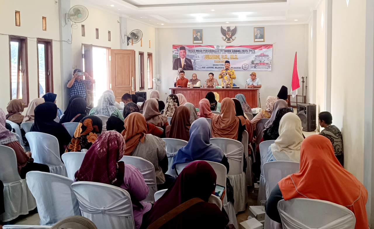 Sumardi, anggota DPRD Jatim saat reses di di Balai Desa Balongsari, Kecamatan Gedeg, Kabupaten Mojokerto, Minggu (26/7/2026).