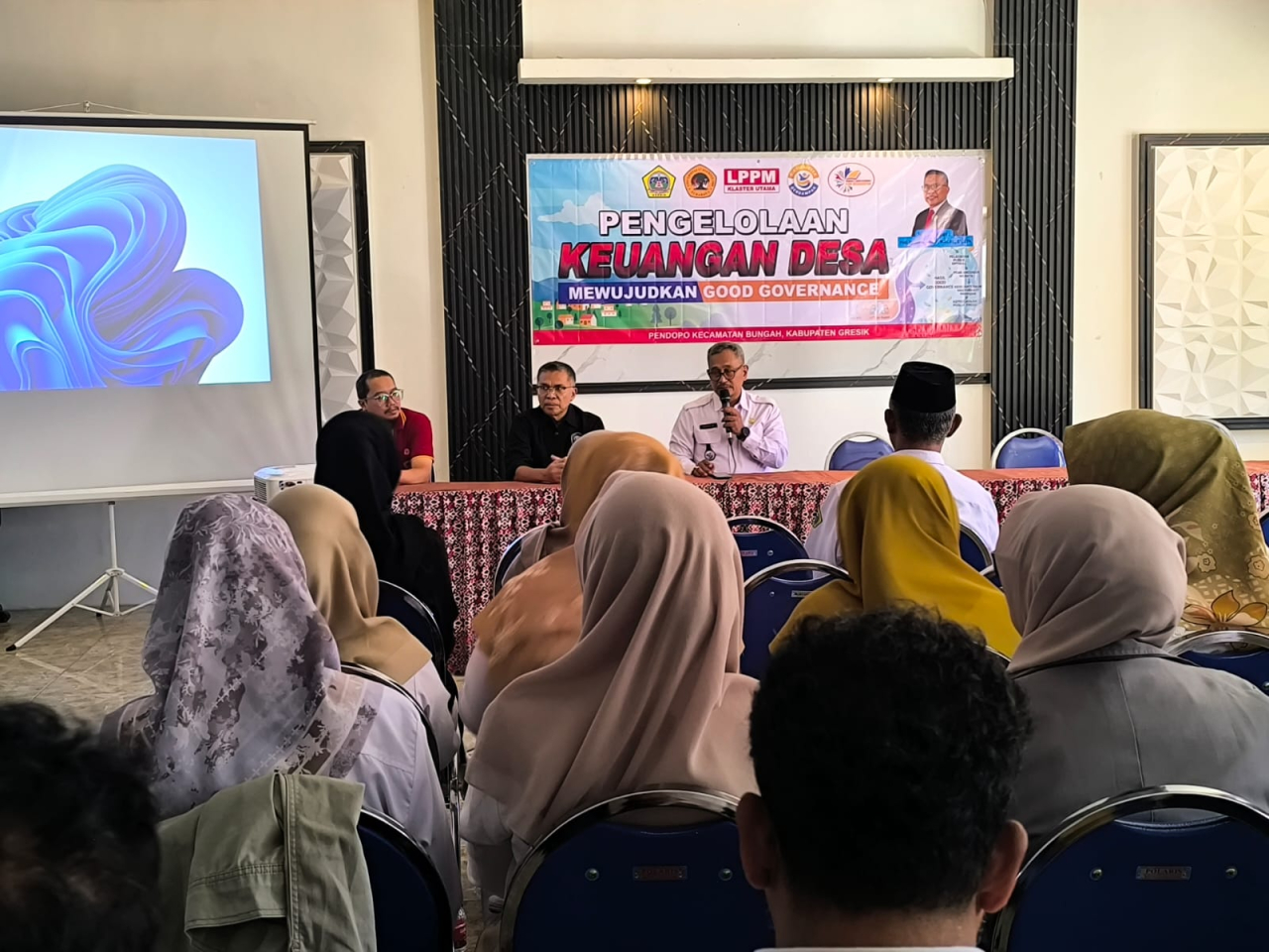 Suasana saat gelaran workshop tata kelola keuangan desa di Gresik