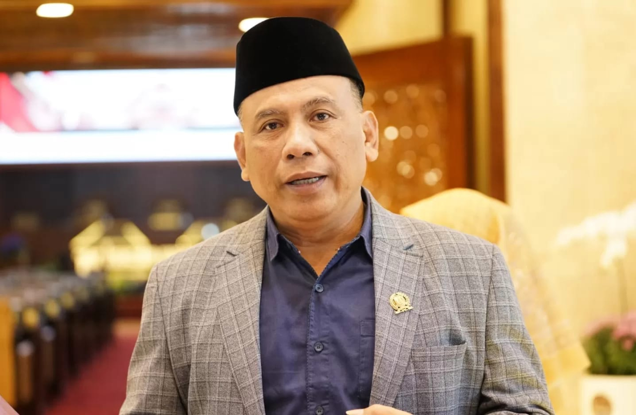 Sumardi, juru bicara Fraksi Golkar DPRD Jatim