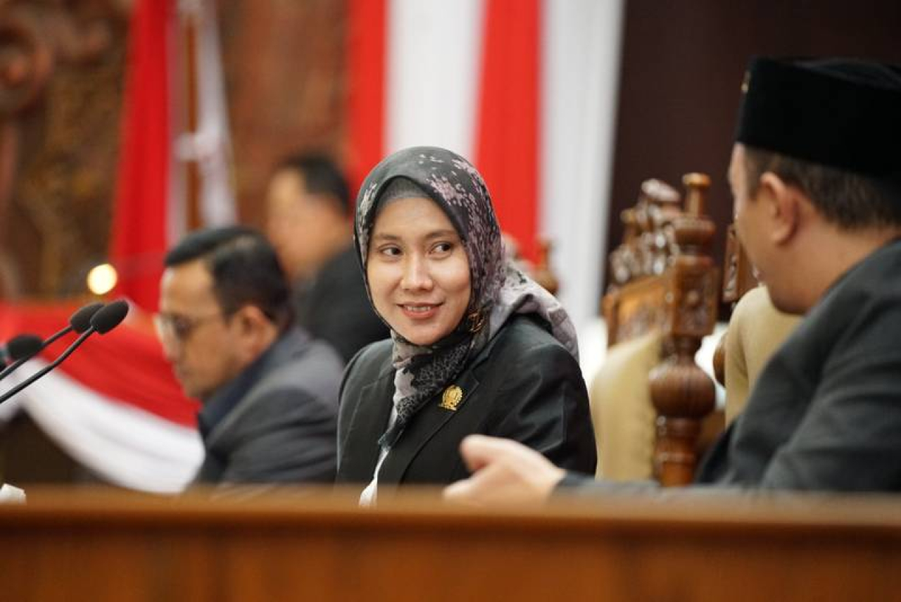 Sri Wahyuni, Wakil Ketua DPRD Jatim